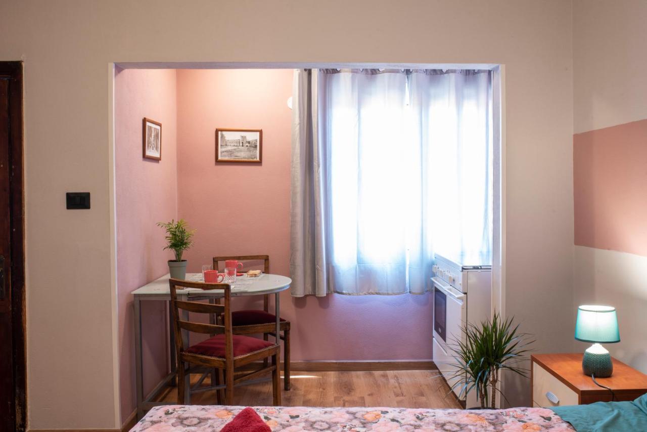 Le Muraglie Apartments Сассари Экстерьер фото